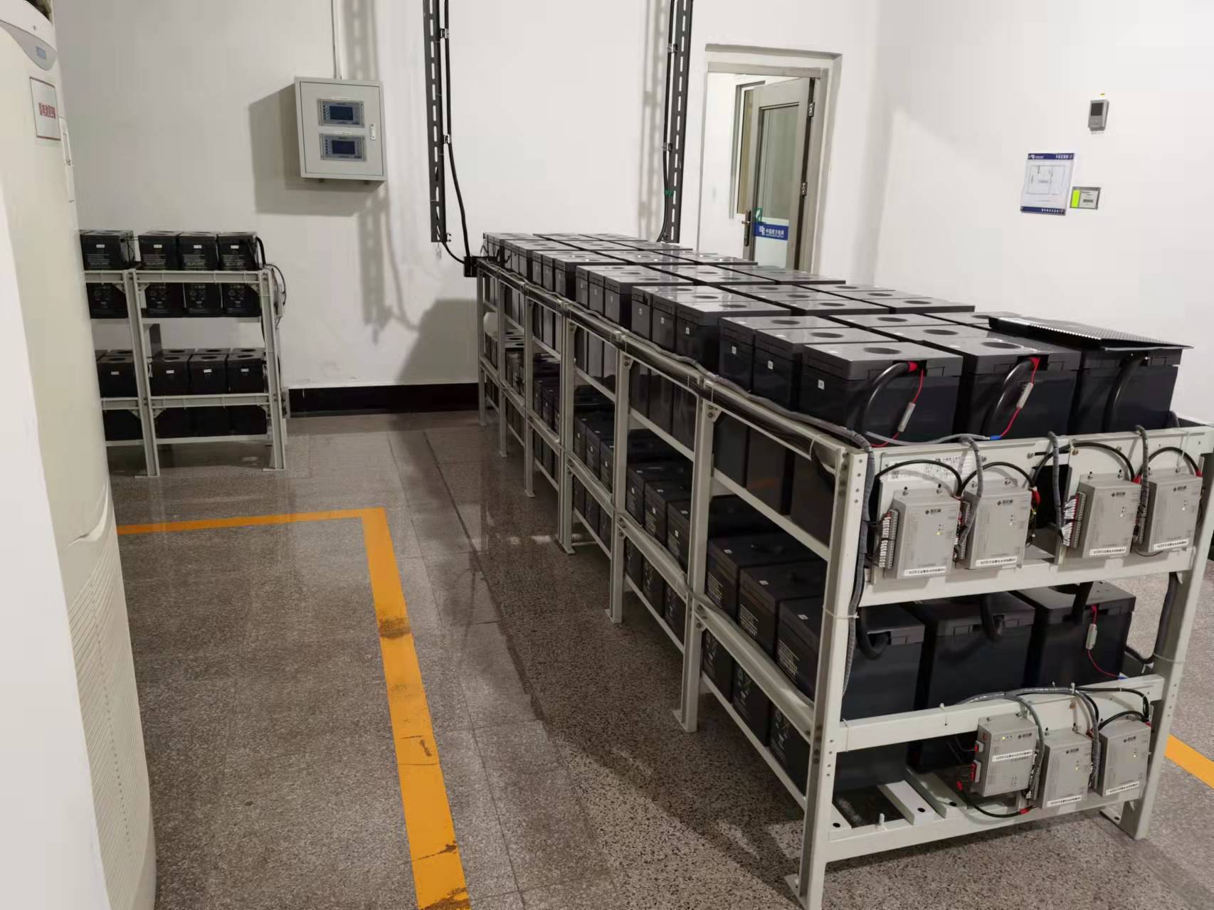 ag凯发ups电源如何根据主机功率和待机时间计算电池容量？